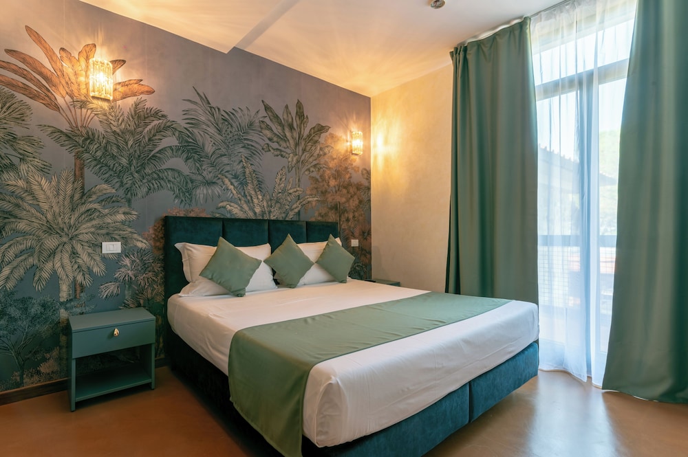 Junior Quadruple Room - Photo 1