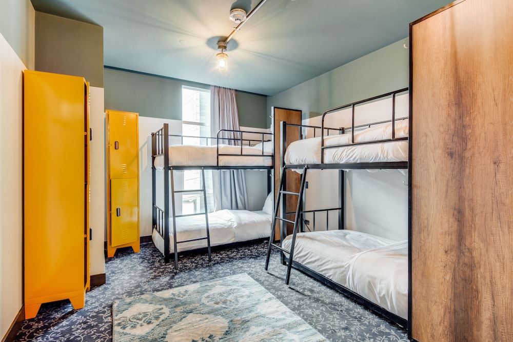 4 Bed Mixed Community Dorm photo 1
