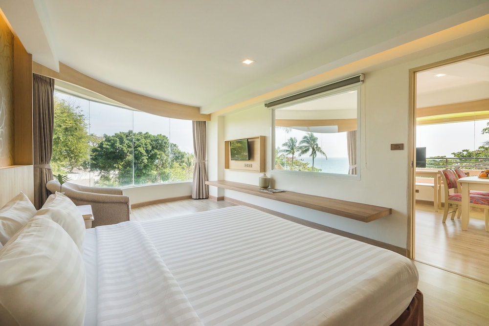 Sunrise Suite - Photo 7