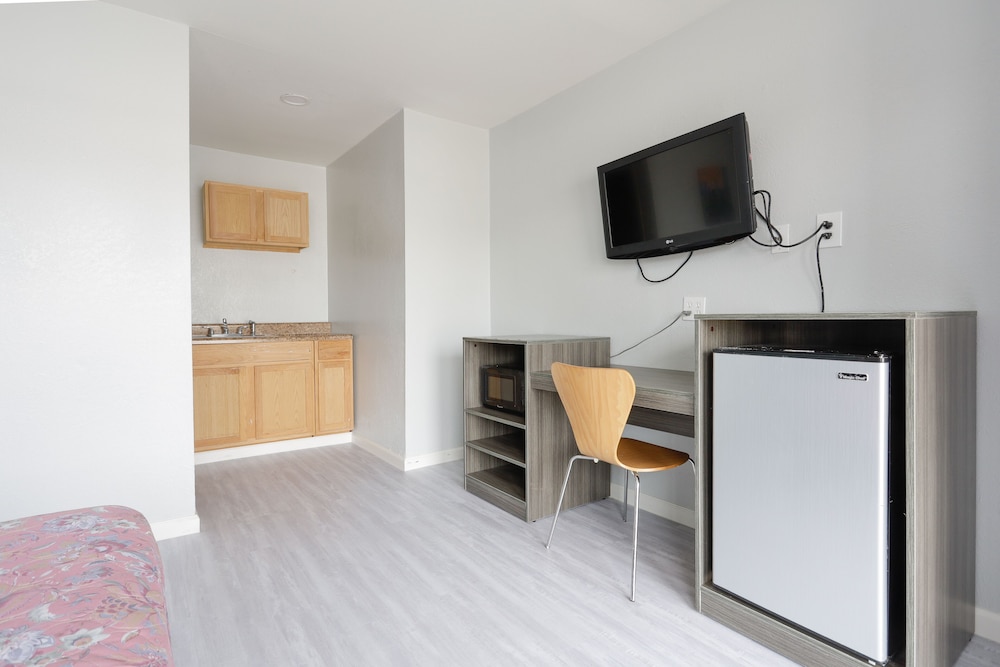Basic Single Room photo 1