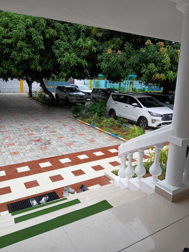 Family Quadruple Room, Garden View photo 2