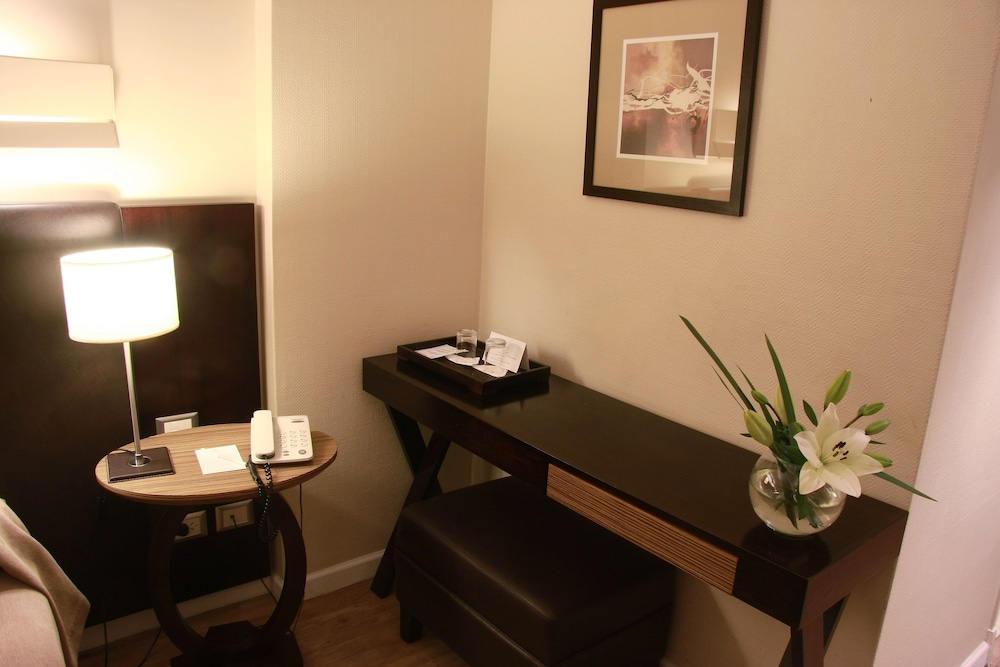 Standard Double Room photo 3
