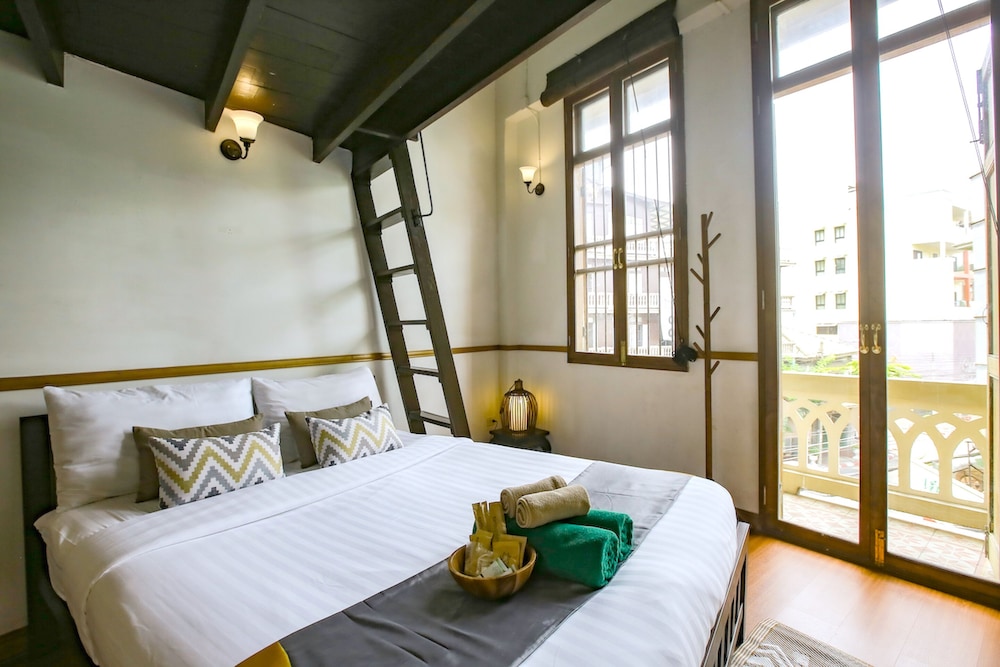 Deluxe Double Room, Balcony photo 3