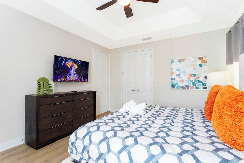 Gorgeous 6Bd w Pool Close to Disney 7650 Encore Resort, Photo 17