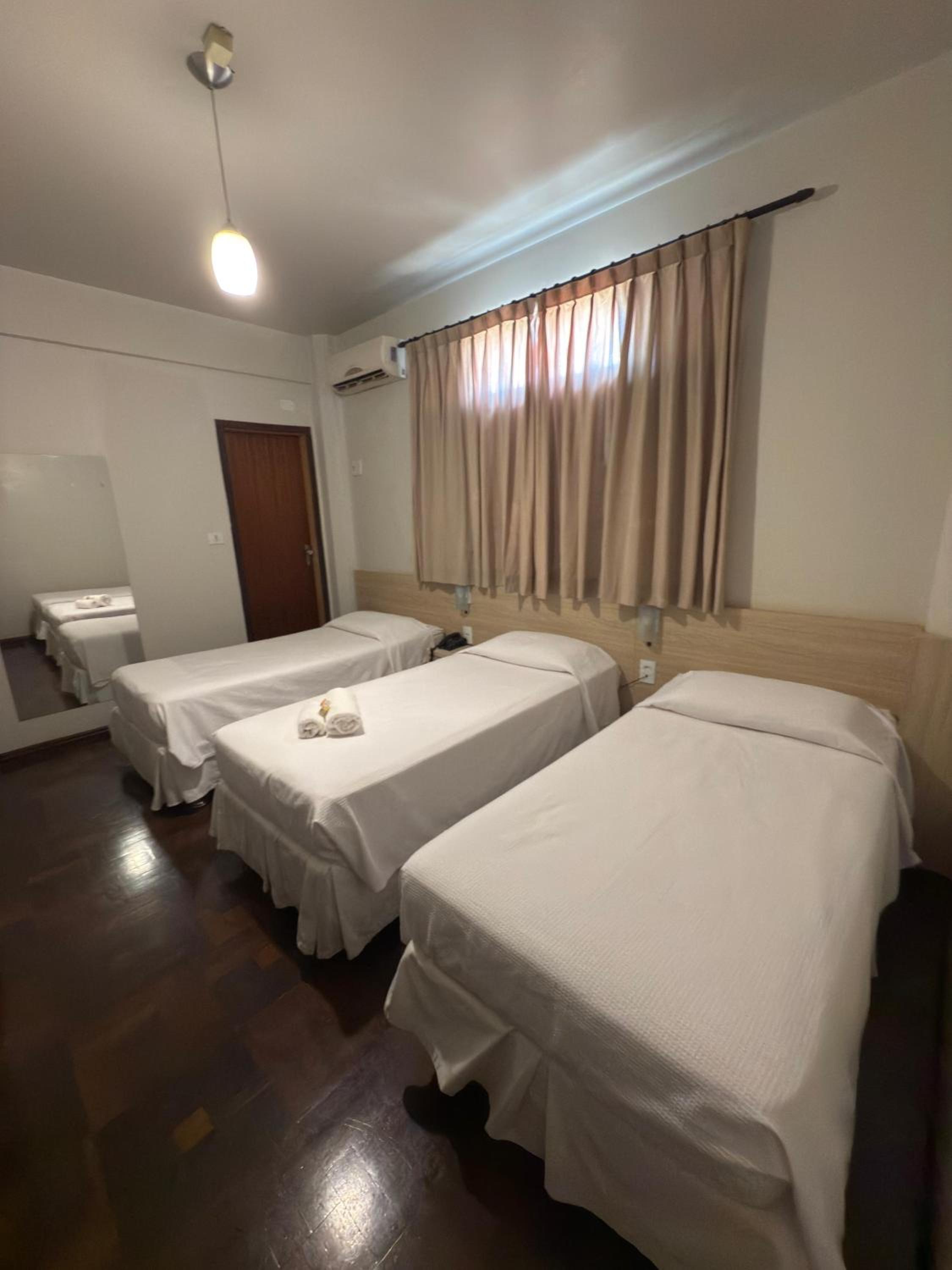 Basic Triple Room photo 3