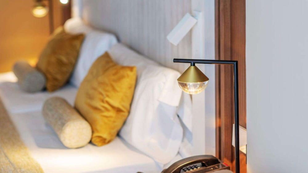 Junior Suite, Terrace, Poolside (Single Use) photo 3