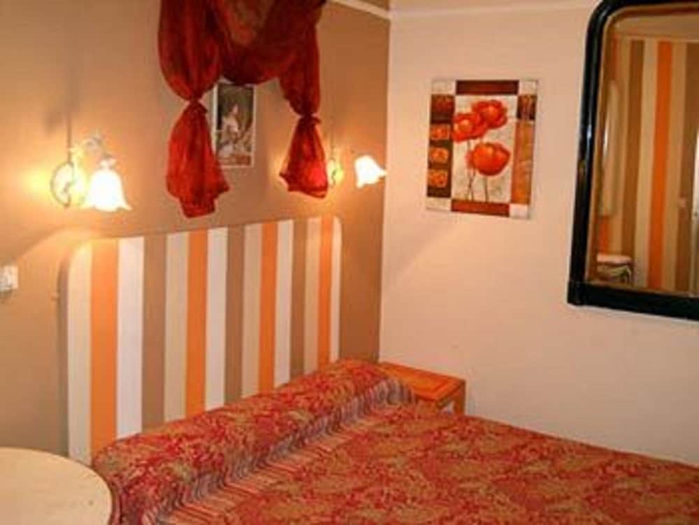 Standard Single Room photo 2