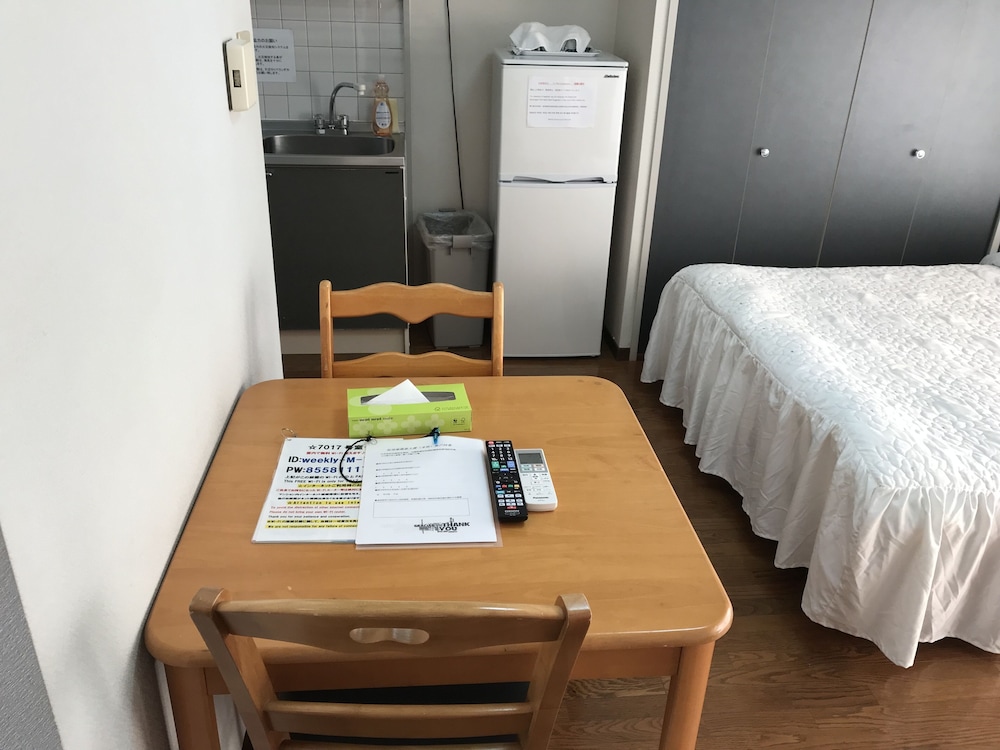 Wide Single Room photo 3