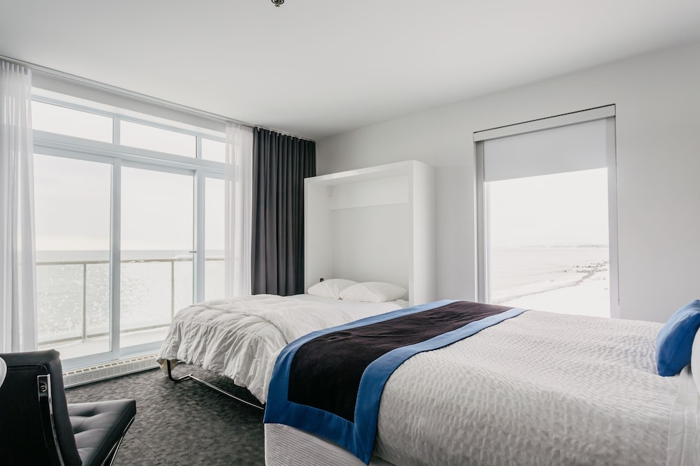 Panoramic Room, Balcony, Ocean View (1 King And 1 Murphy Double ) photo 3