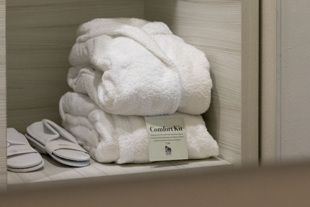 Superior Double or Twin Room, Ensuite, City View photo 3