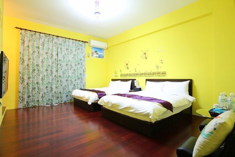 Quadruple Room (Sunny Summer-202) photo 1