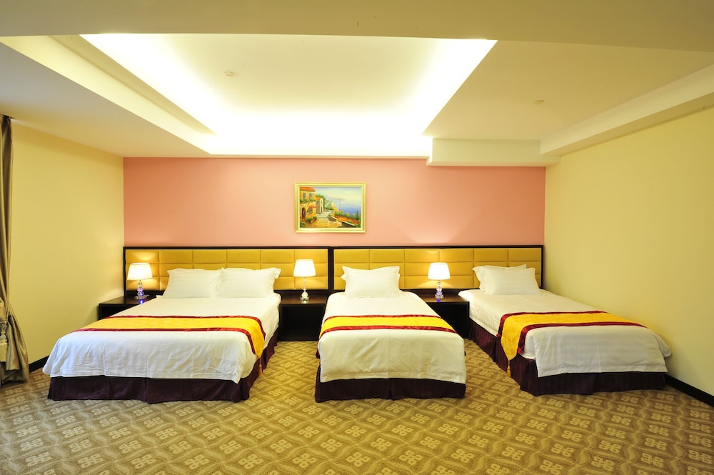 Family Suite - Photo 10