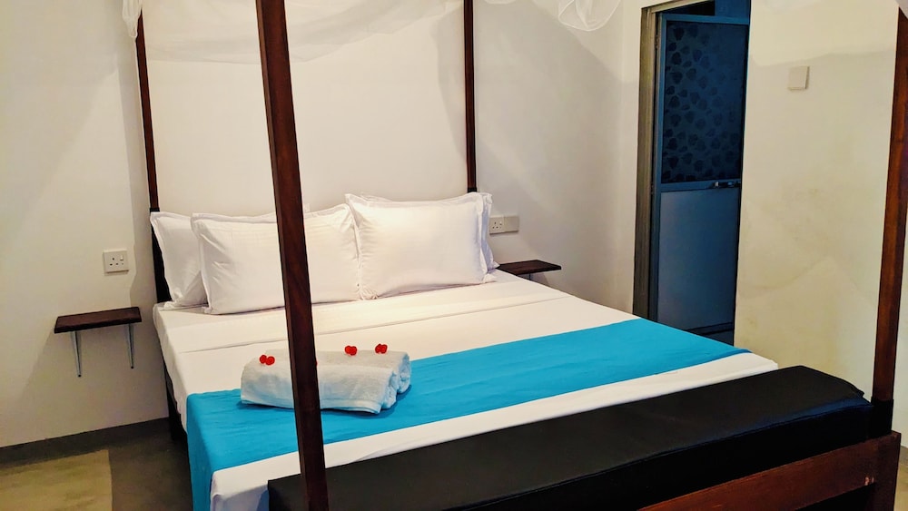 Basic Double Room photo 2