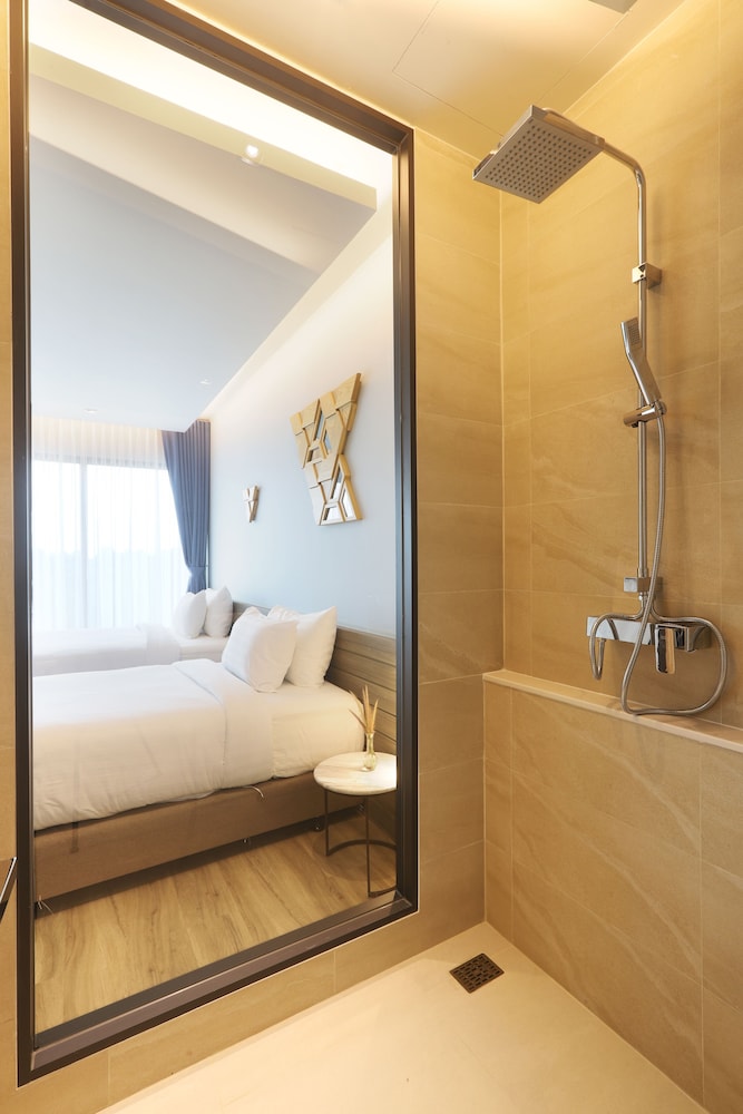 Superior Twin Room - Photo 6