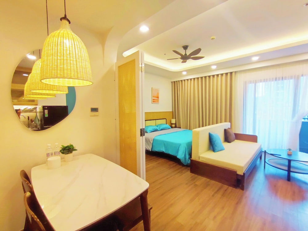 Deluxe Apartment, 1 Bedroom, Beach View photo 2