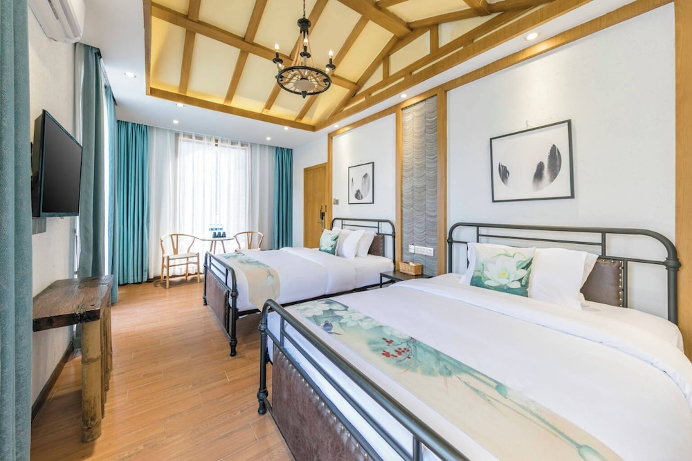 Basic Twin Room, Resort View photo 2