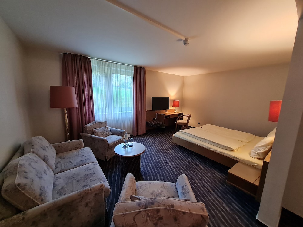 Junior Studio Suite