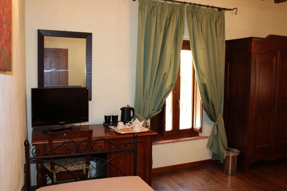 Standard Triple Room photo 3