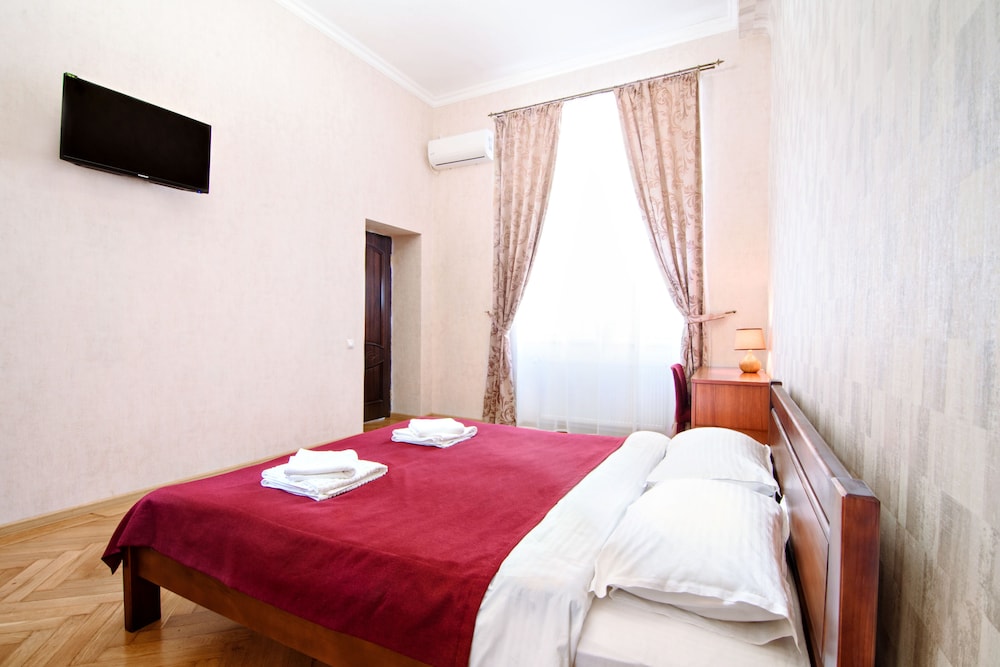 Economy Double Room, Private Bathroom (Extra B) photo 2