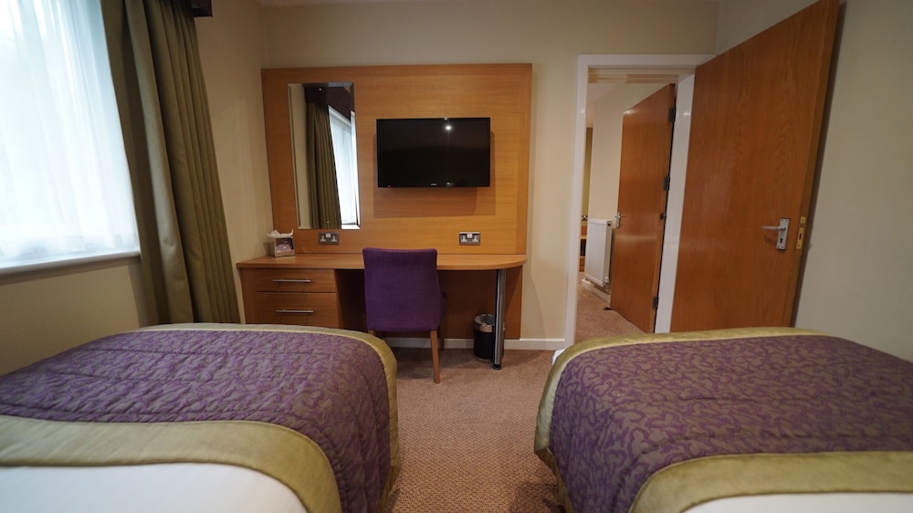 Room (Interconnecting) photo 3