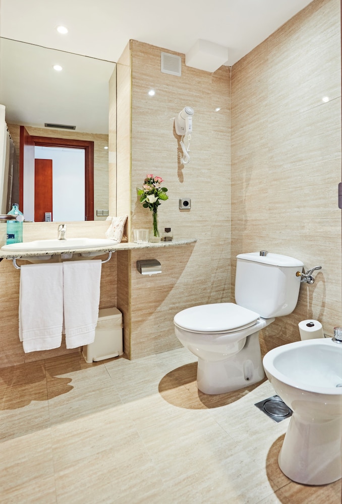 Superior Triple Room (2 + 1) - Photo 8