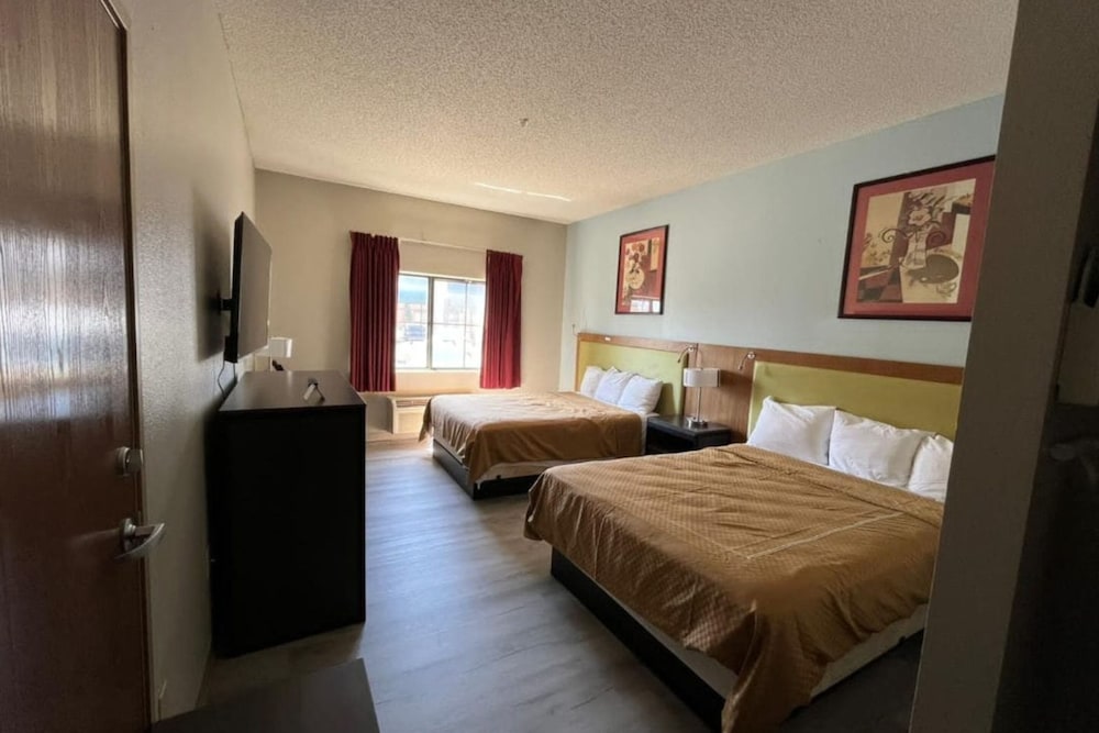Deluxe Room, 2 Queen Beds, Non Smoking