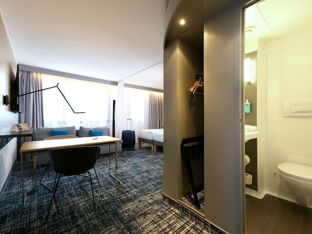 Standard Suite, Multiple Beds, Kitchenette photo 2
