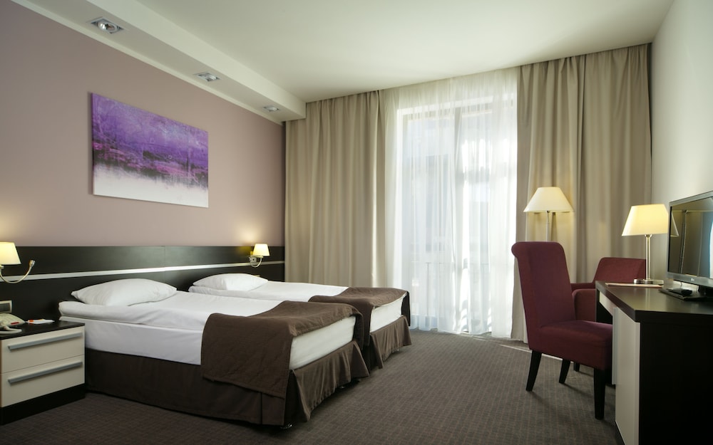 Superior Twin Room, Balcony (Forest view)