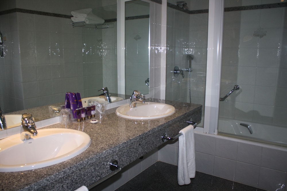 Superior Twin Room - Photo 5