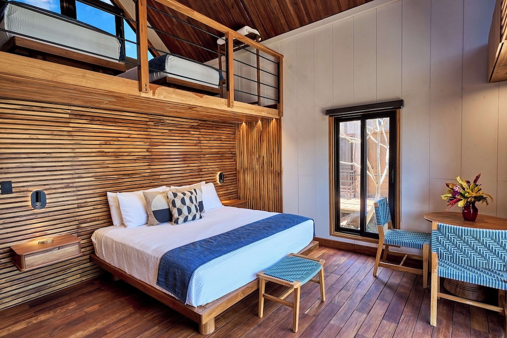 Cabin photo 1
