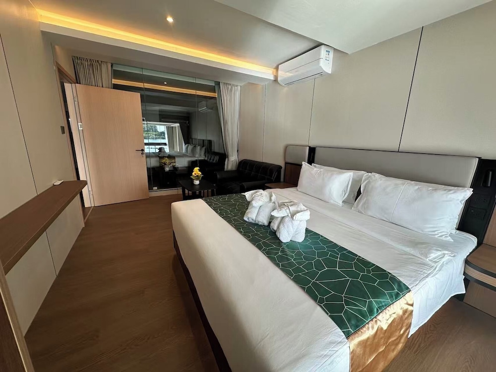 Premier Suite, 2 Bedrooms photo 2