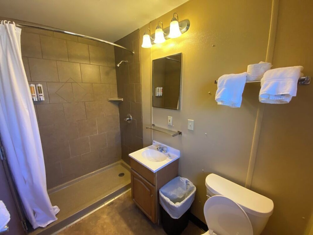 Comfort Suite, Patio, Lake View photo 1