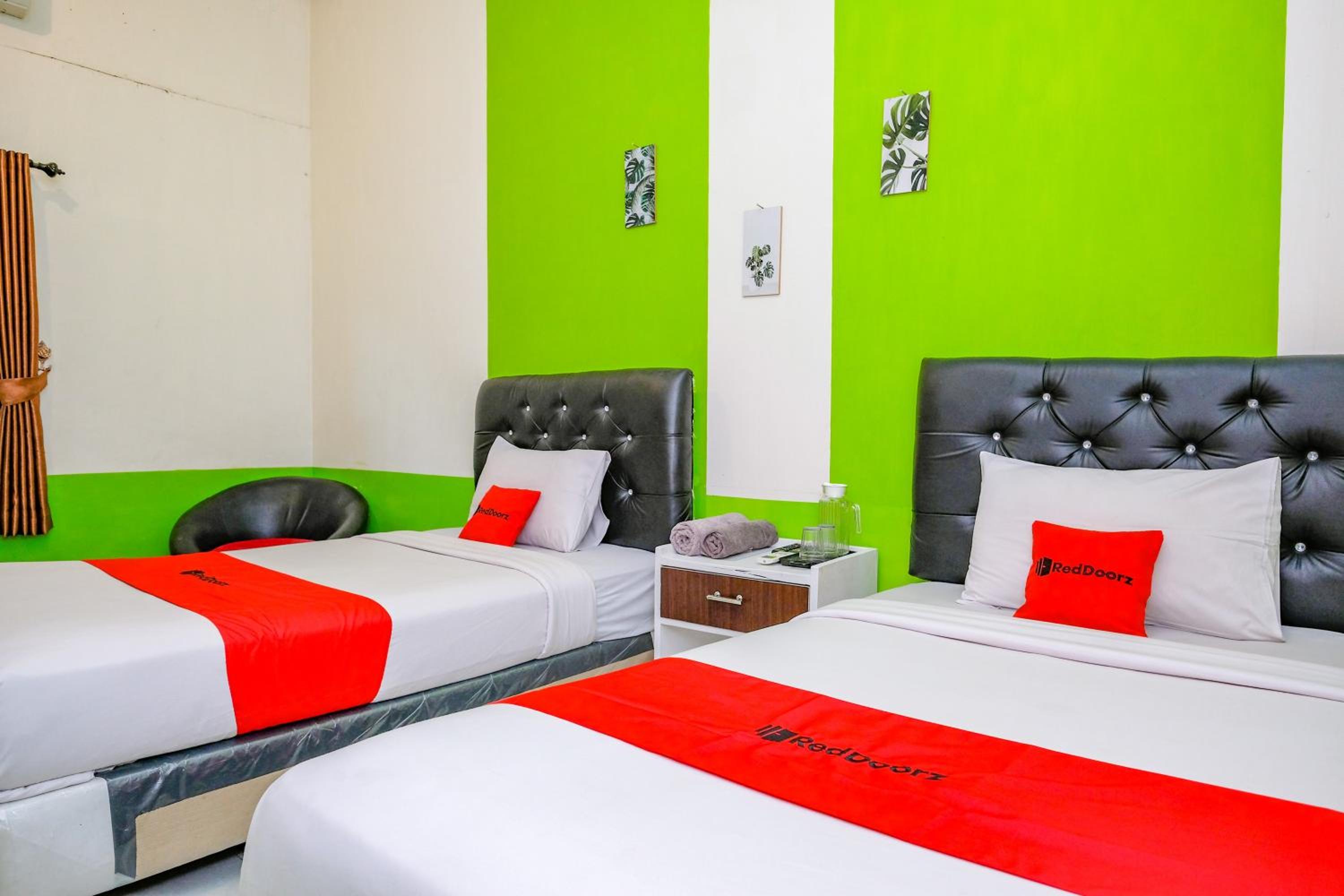 Standard Twin Room - Photo 5