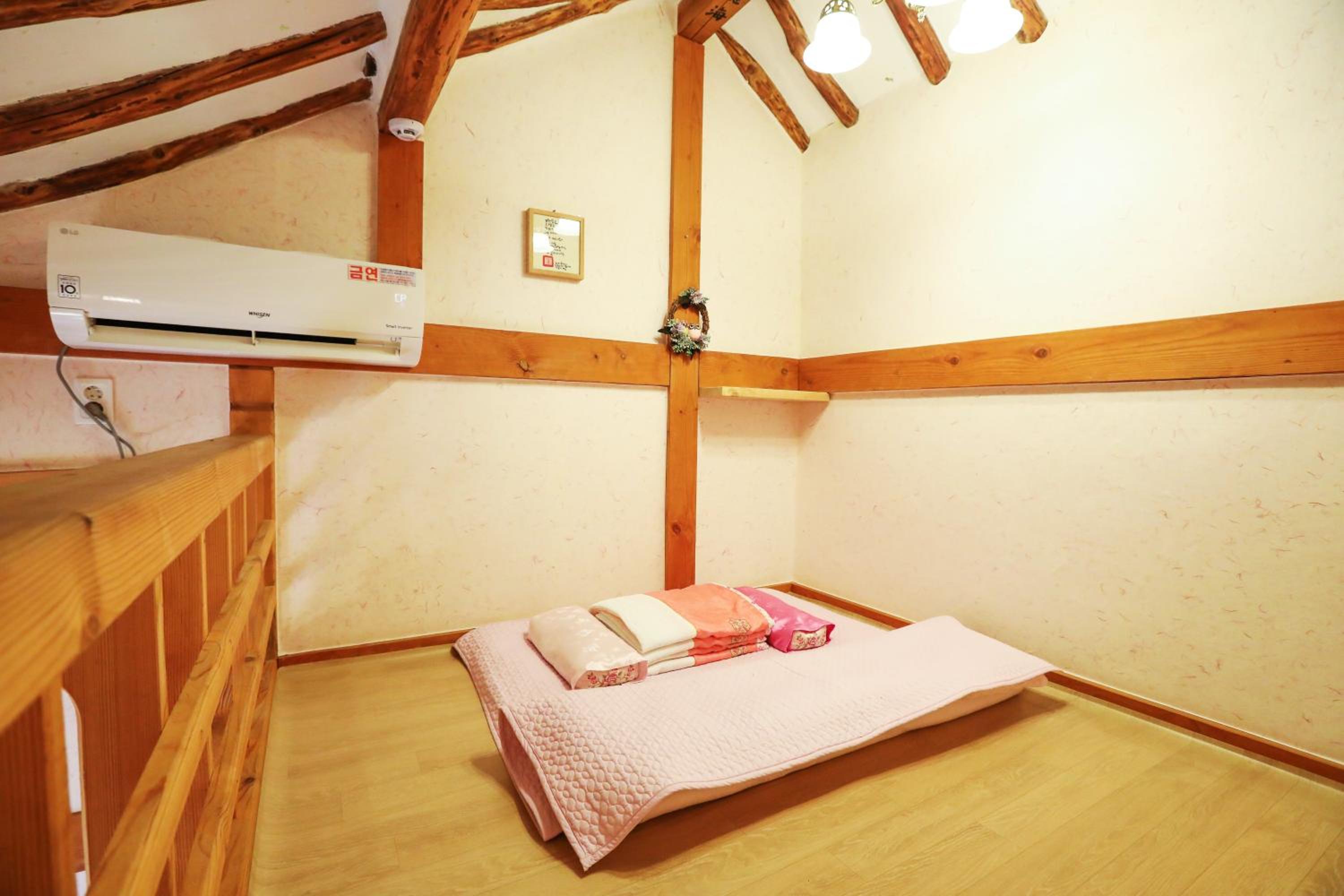Double Room 2 photo 1