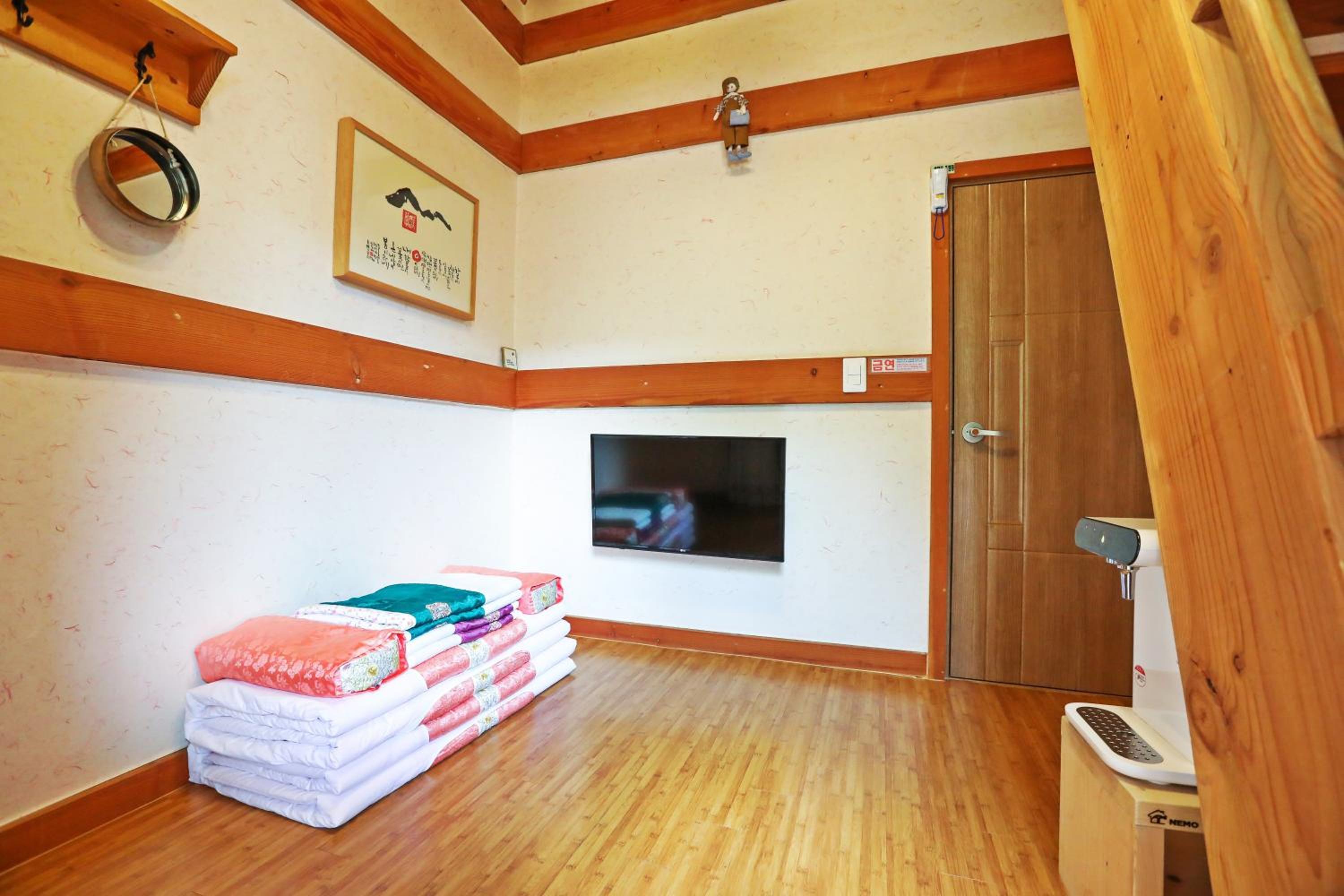 Double Room 2 photo 2