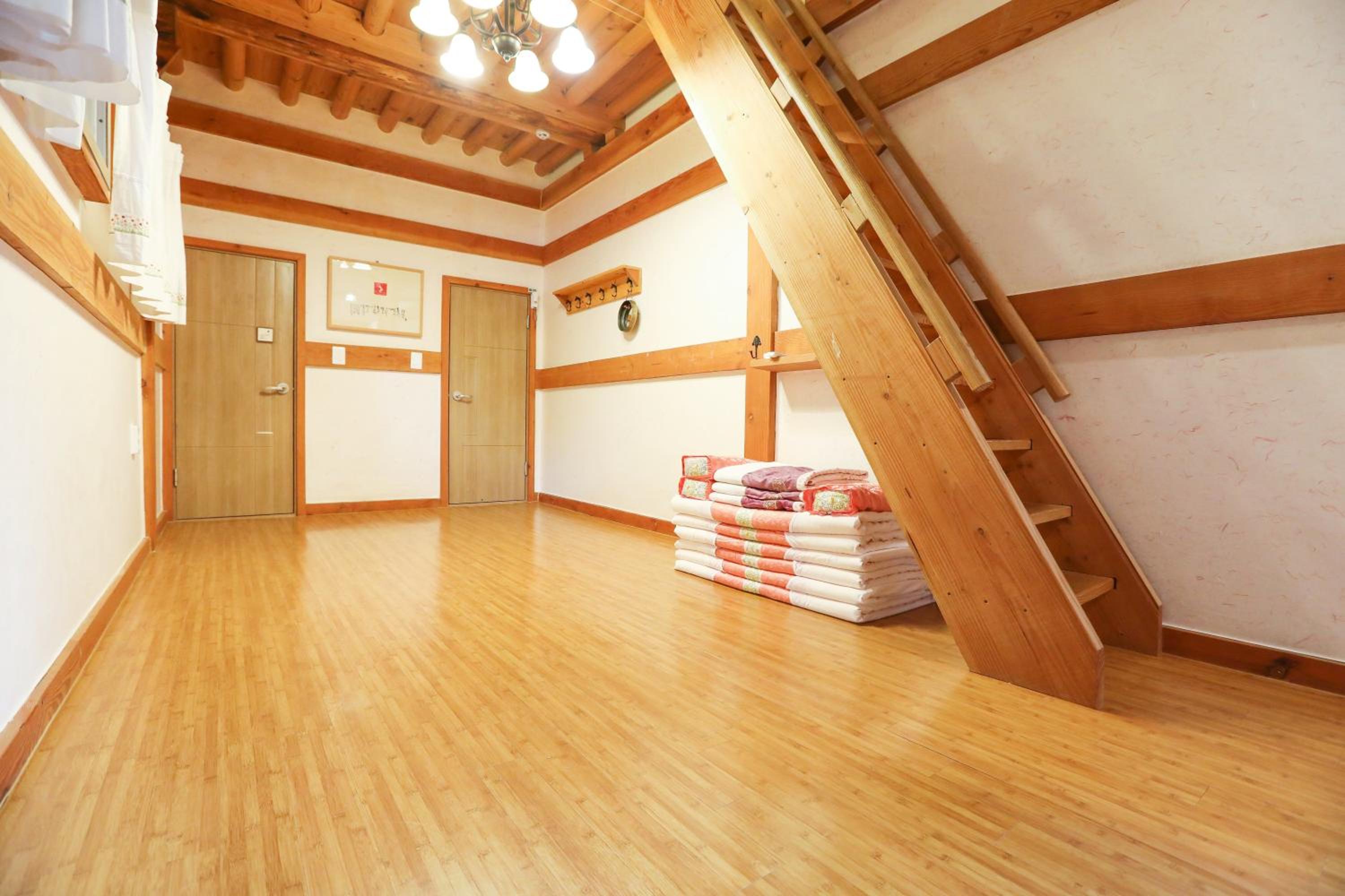 Quadruple Room 3 photo 3