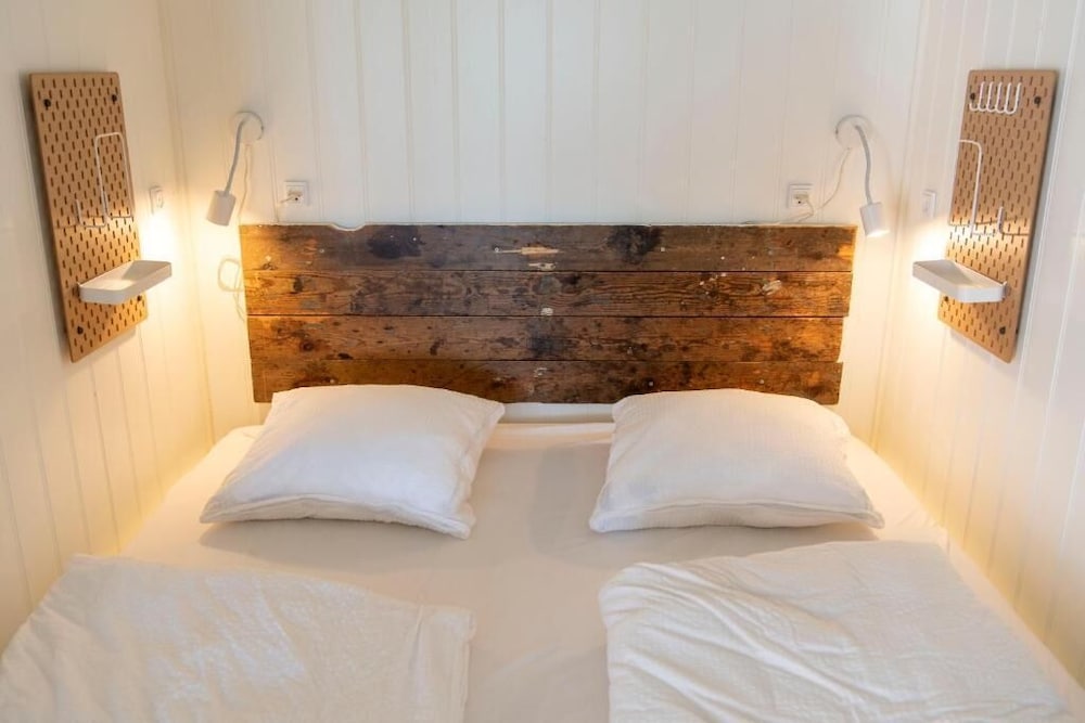 Basic Double Room photo 2
