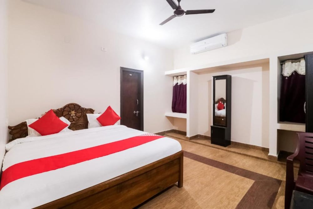 Superior Double Room, Multiple Beds, City View photo 1