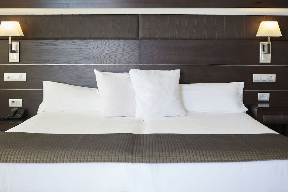 Deluxe Room, Balcony photo 3