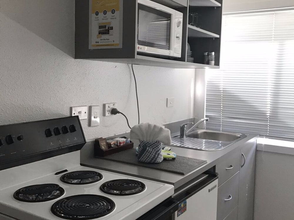 1 Bedroom Holiday Apartment photo 2