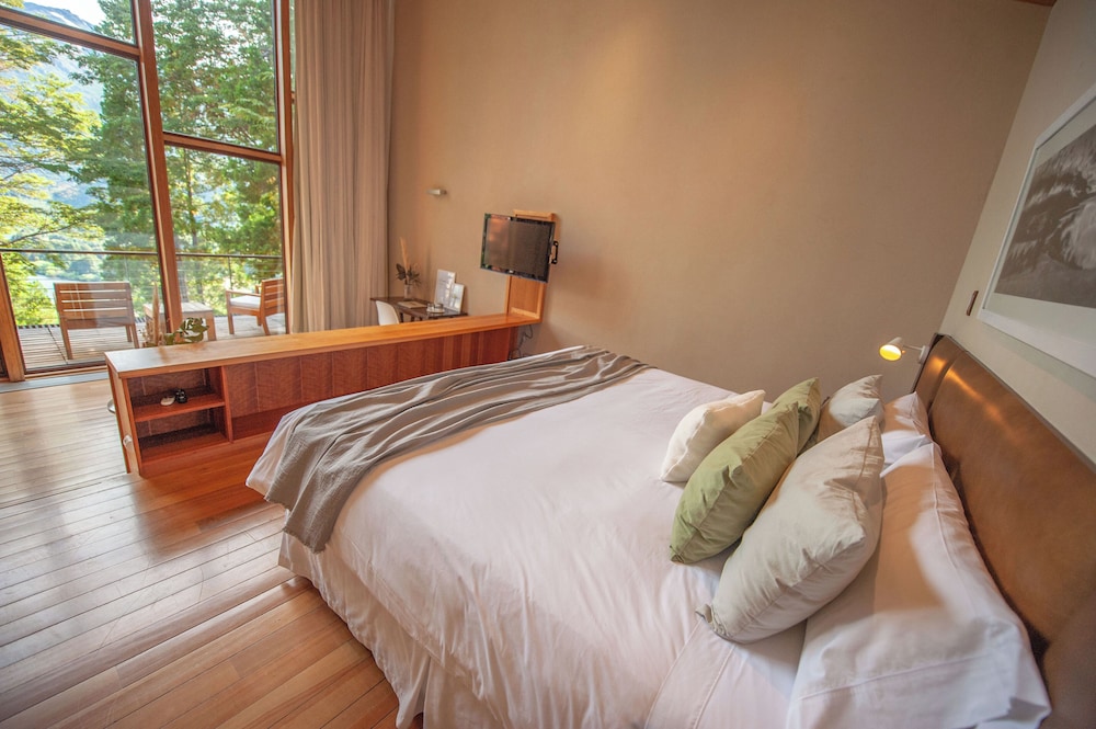 Premium Double or Twin Room photo 1