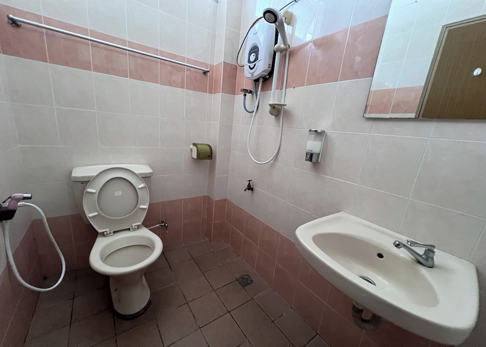 Standard Triple Room - Photo 3
