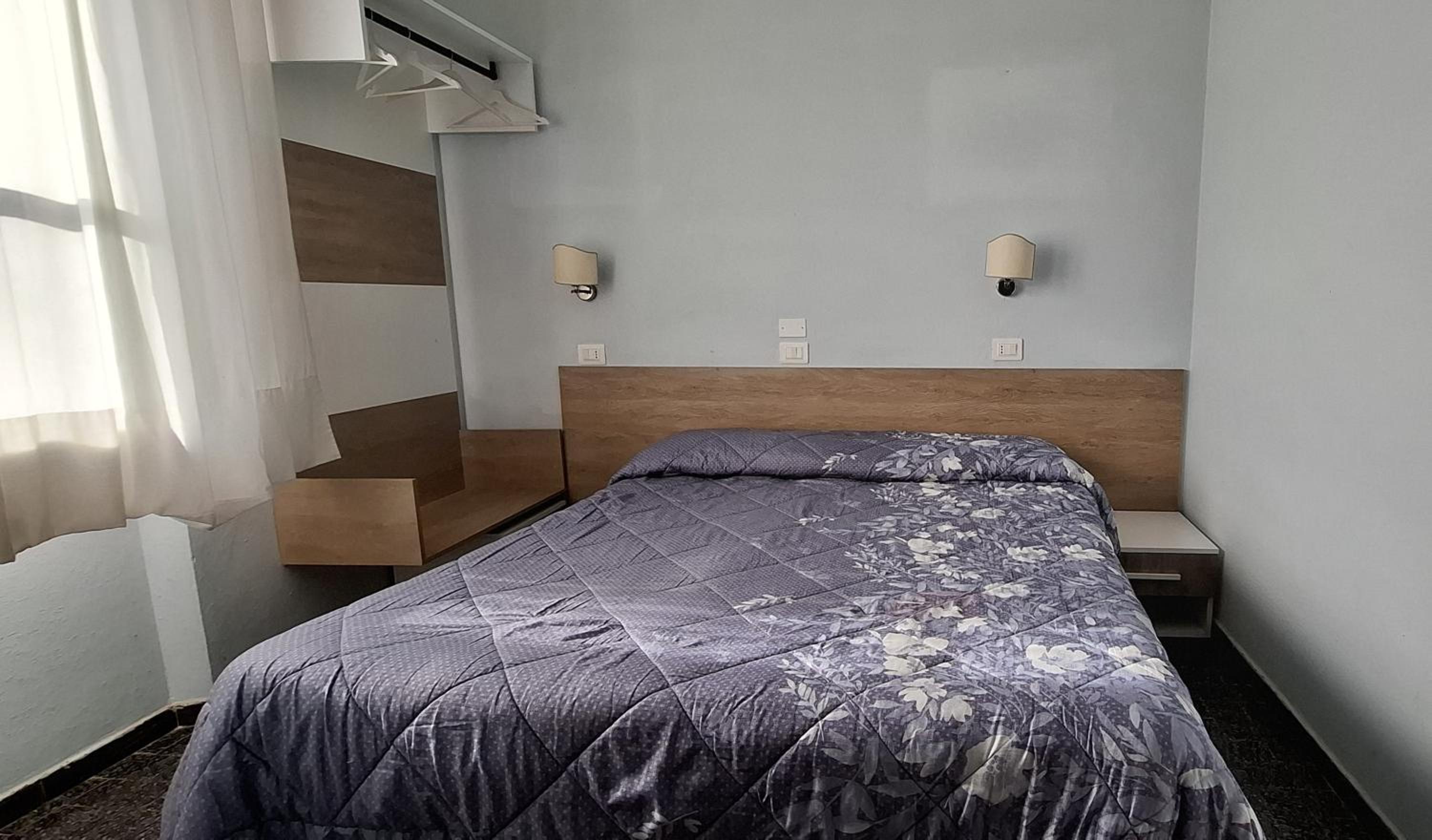 Small Double Room photo 3