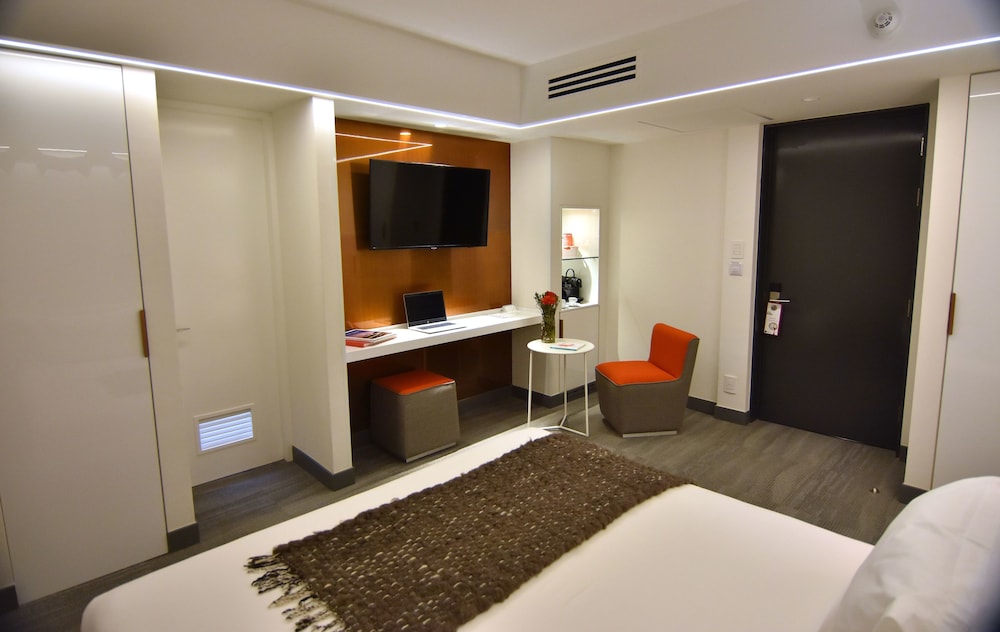 Superior Single Room, 1 King Bed - Photo 14