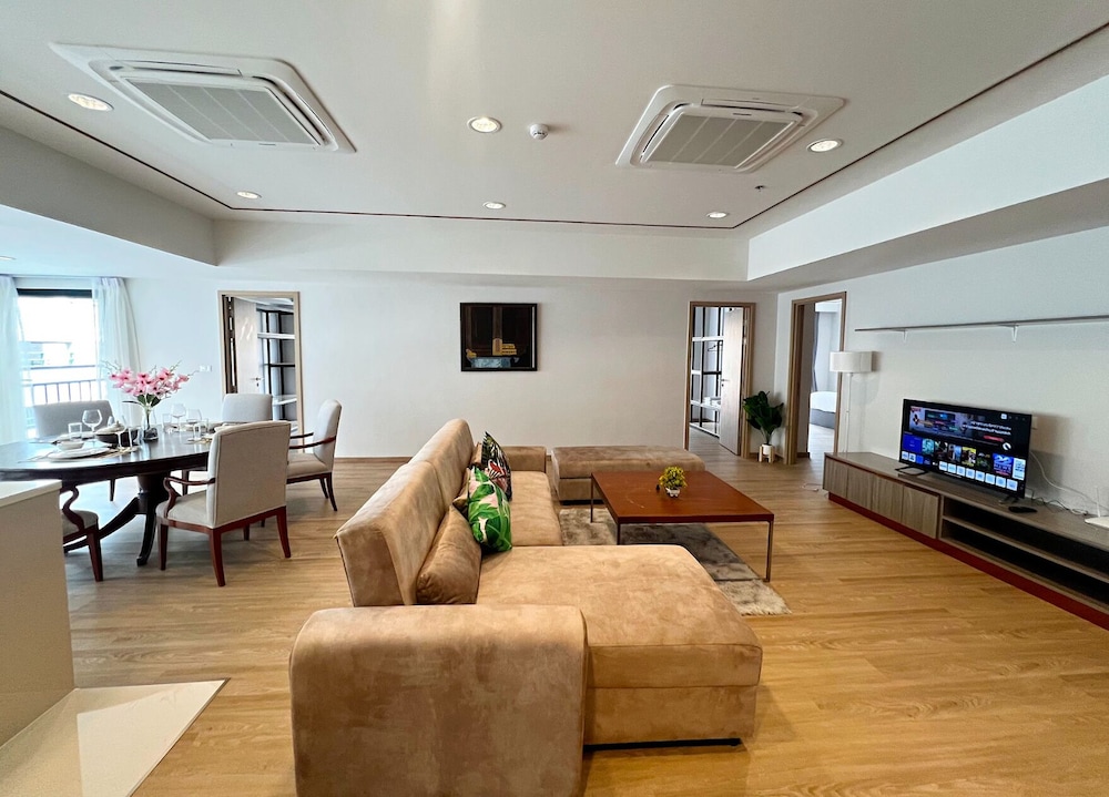 3 Bedrooms Exclusive Apartment (Unit 503) photo 1