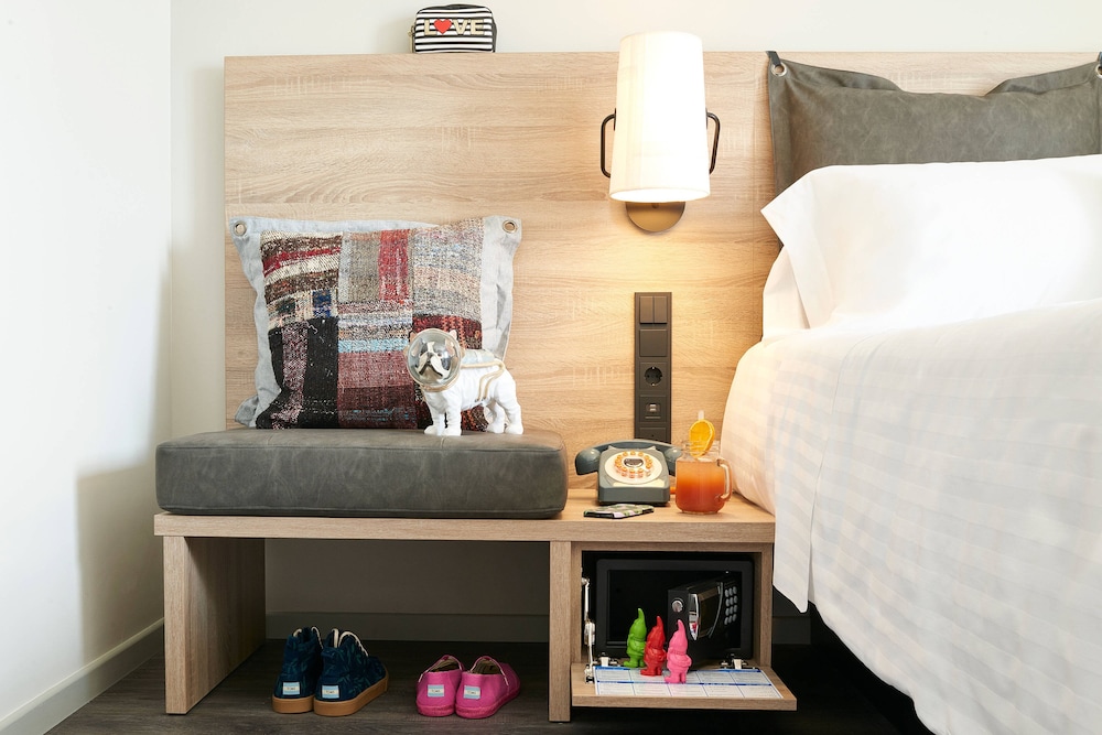 Standard Room, 2 Twin Beds, Balcony