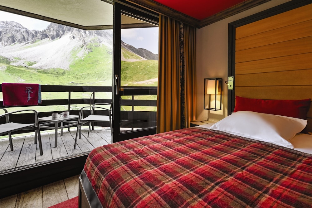Premium Double Room, Balcony, Mountain View