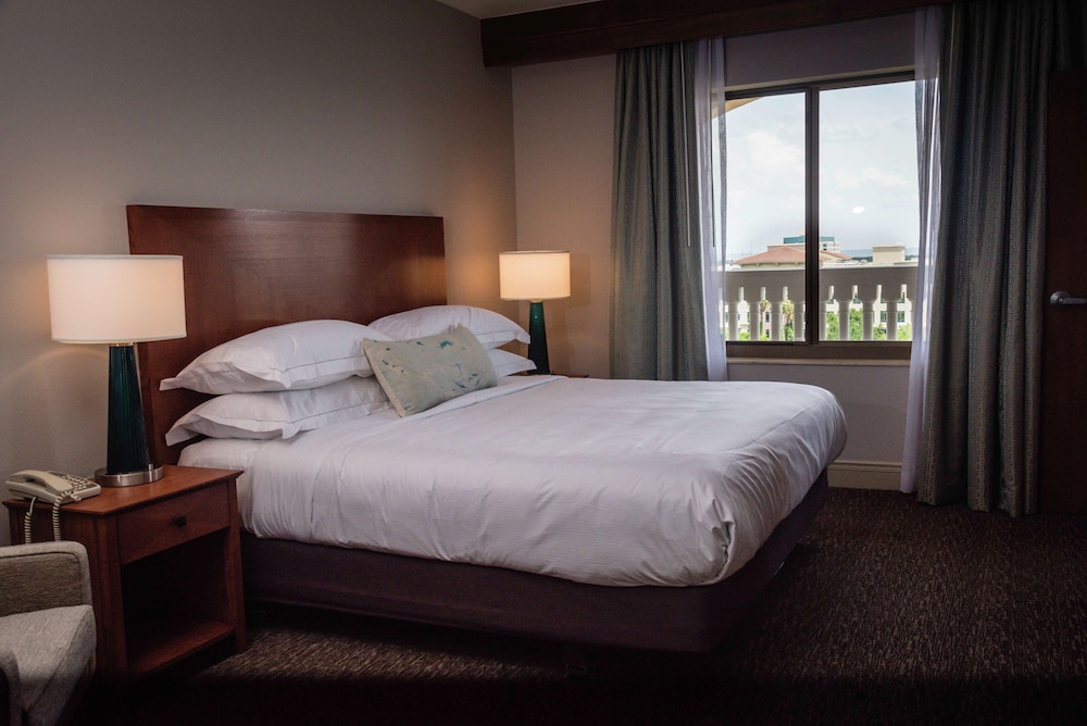Suite, 1 Bedroom, Accessible, Bathtub (Mobility & Hearing) - Photo 2