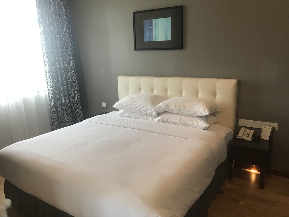 Fresno Family Suite - Photo 4