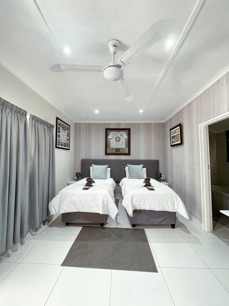 Luxury Room photo 1